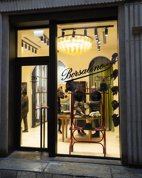 The new Boutique in Milan, via della Spiga 2 